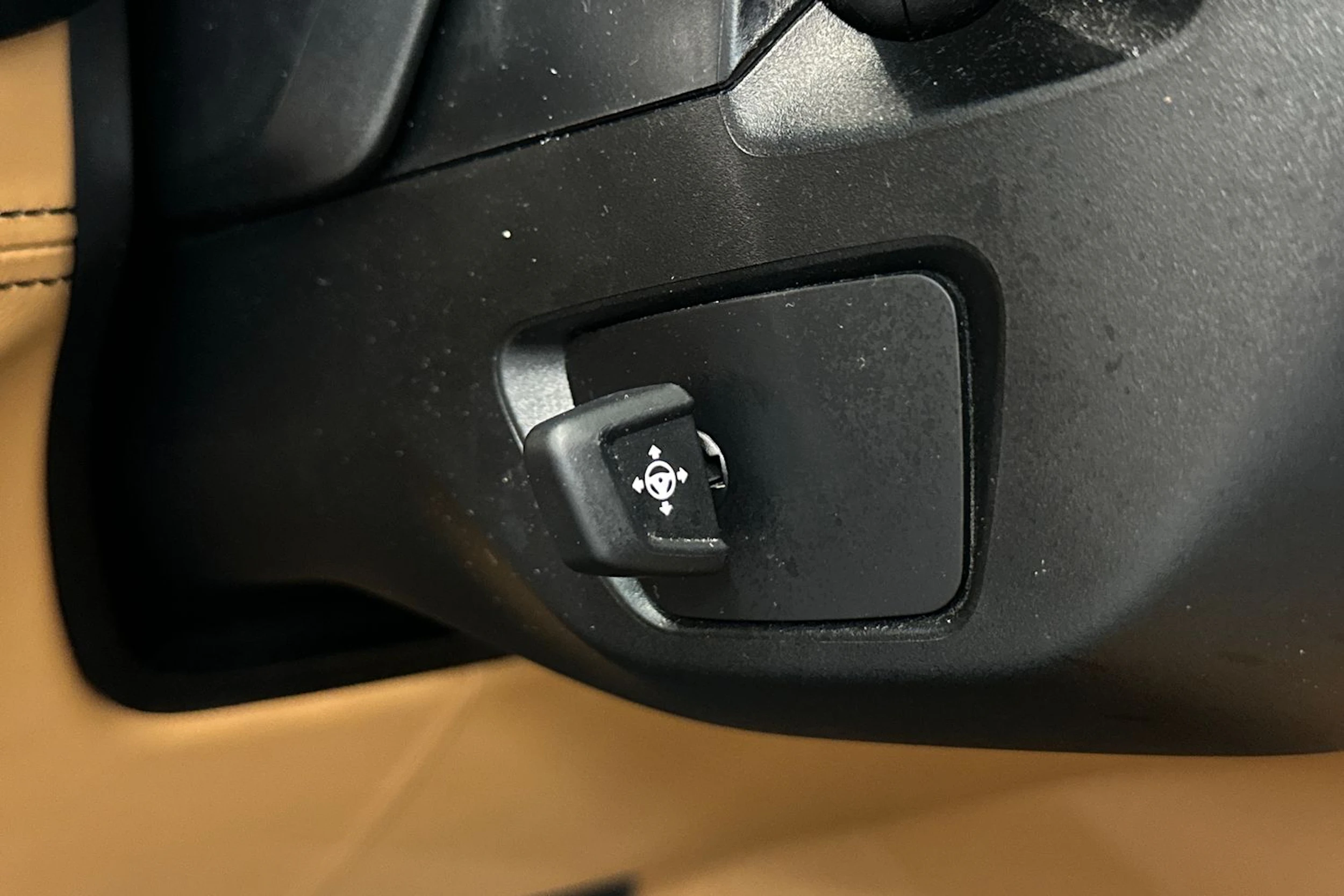 keltainen BMW M550 2017 kuva 22.