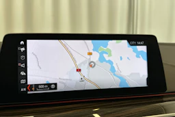 keltainen BMW M550 2017 kuva 29.