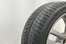 keltainen BMW M550 2017 kuva 35.
