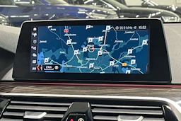 harmaa BMW M550i 2017 kuva 20.