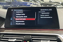 harmaa BMW M550i 2017 kuva 22.