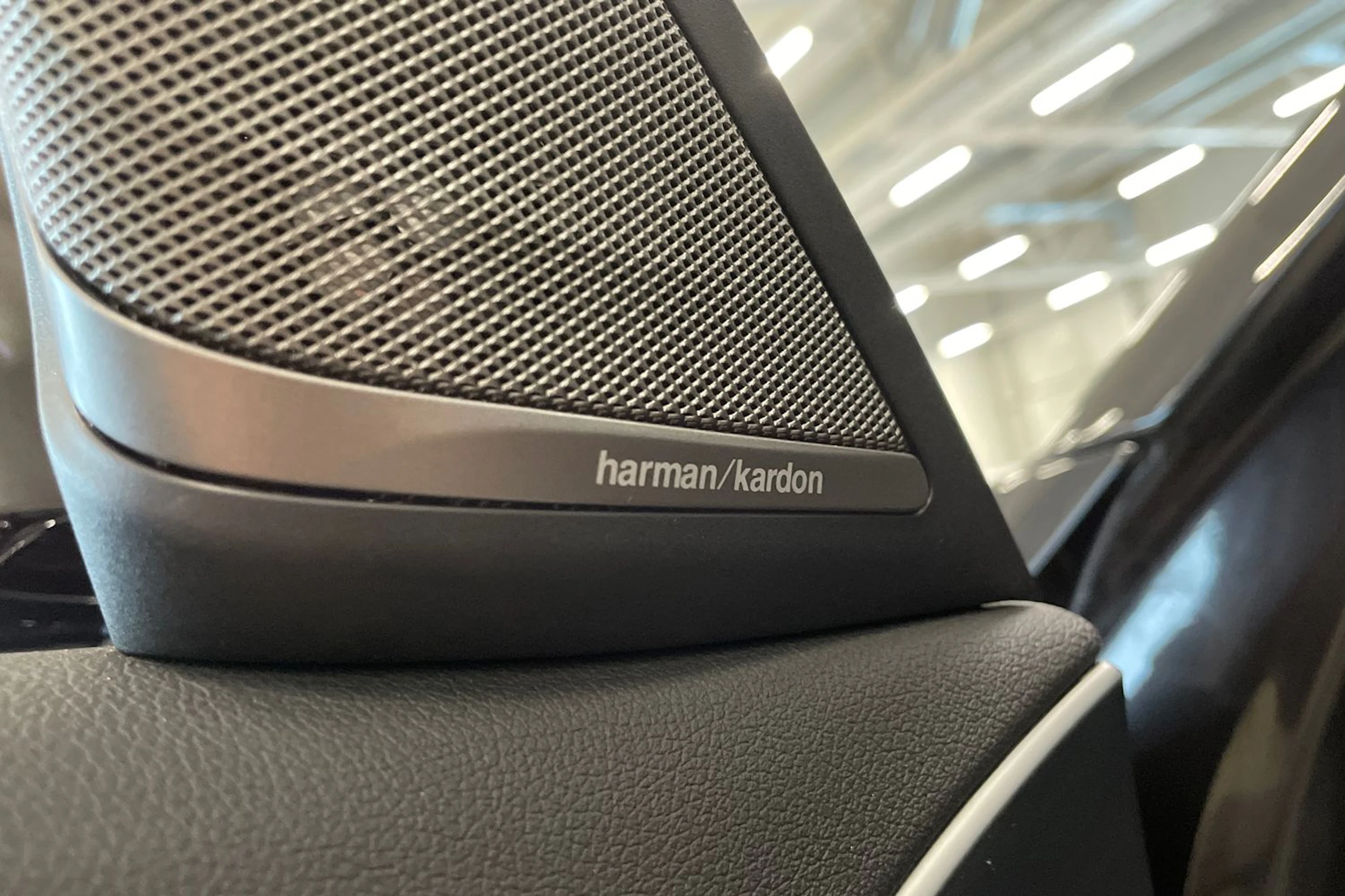 harmaa BMW M550i 2017 kuva 30.