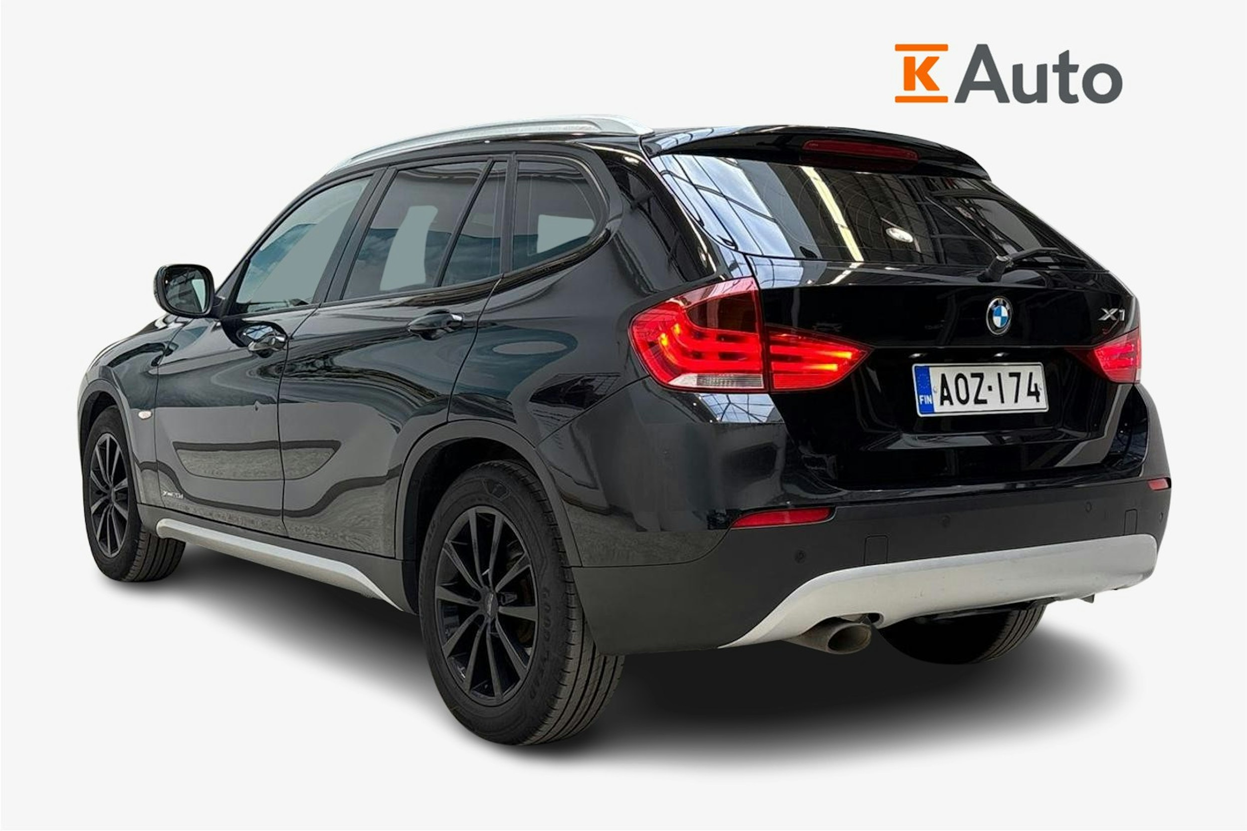 musta BMW X1 2009 kuva 2.