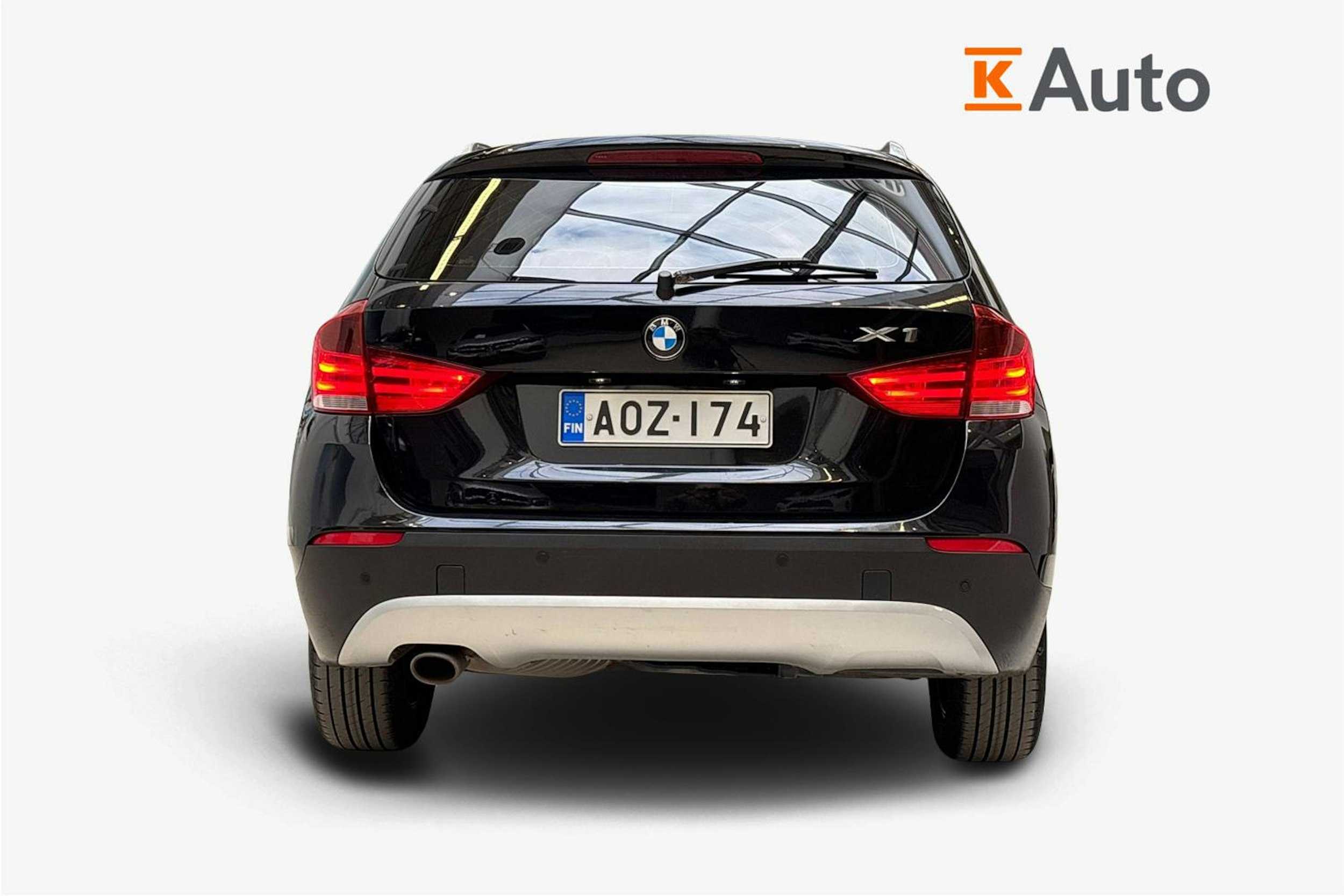 musta BMW X1 2009 kuva 3.