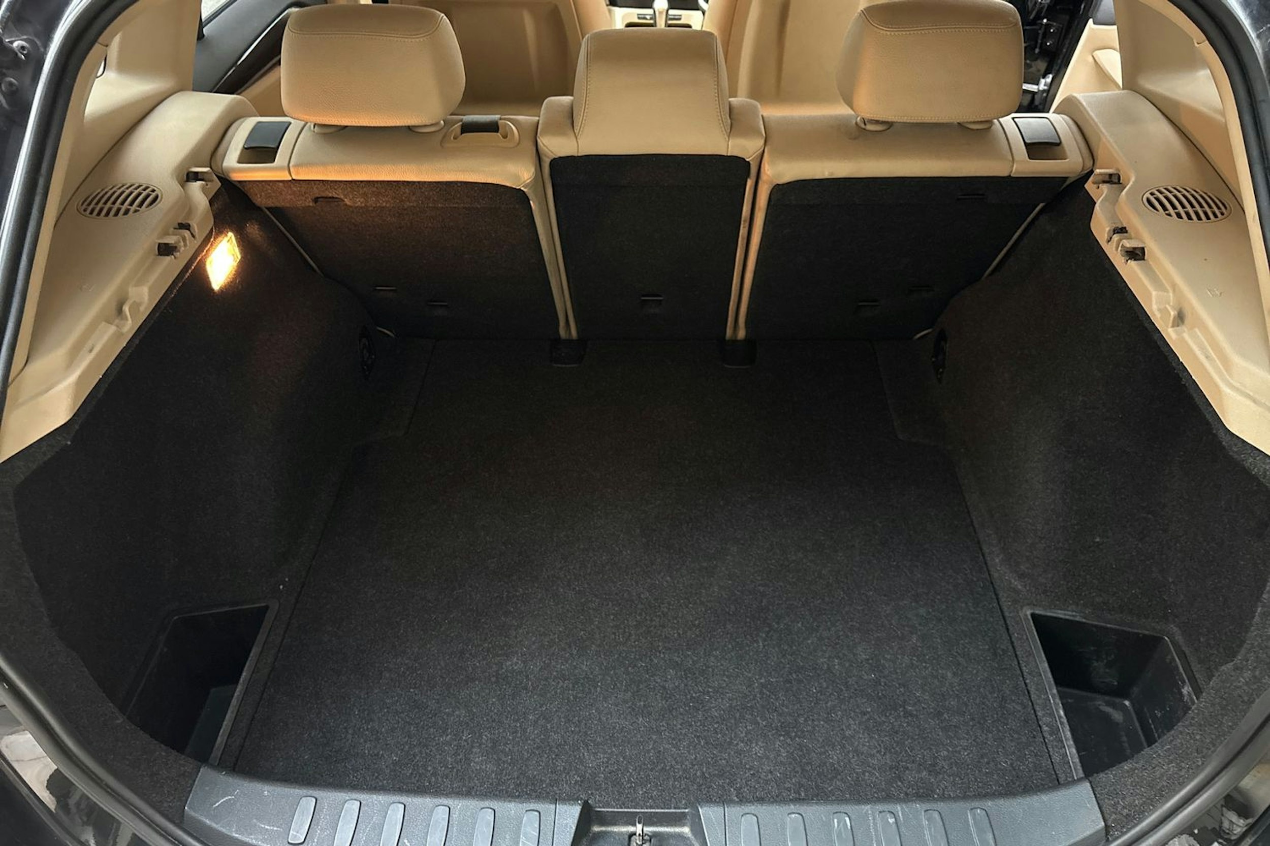 musta BMW X1 2009 kuva 14.