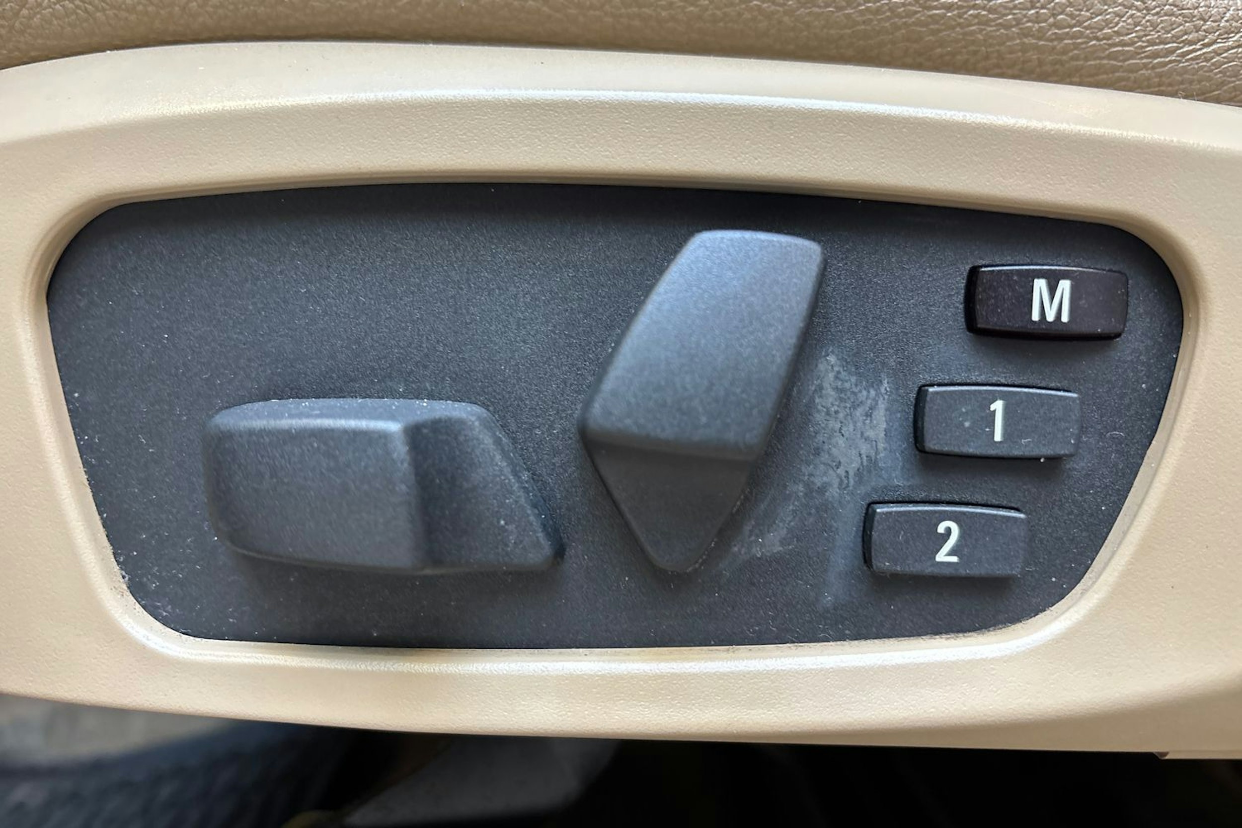 musta BMW X1 2009 kuva 17.