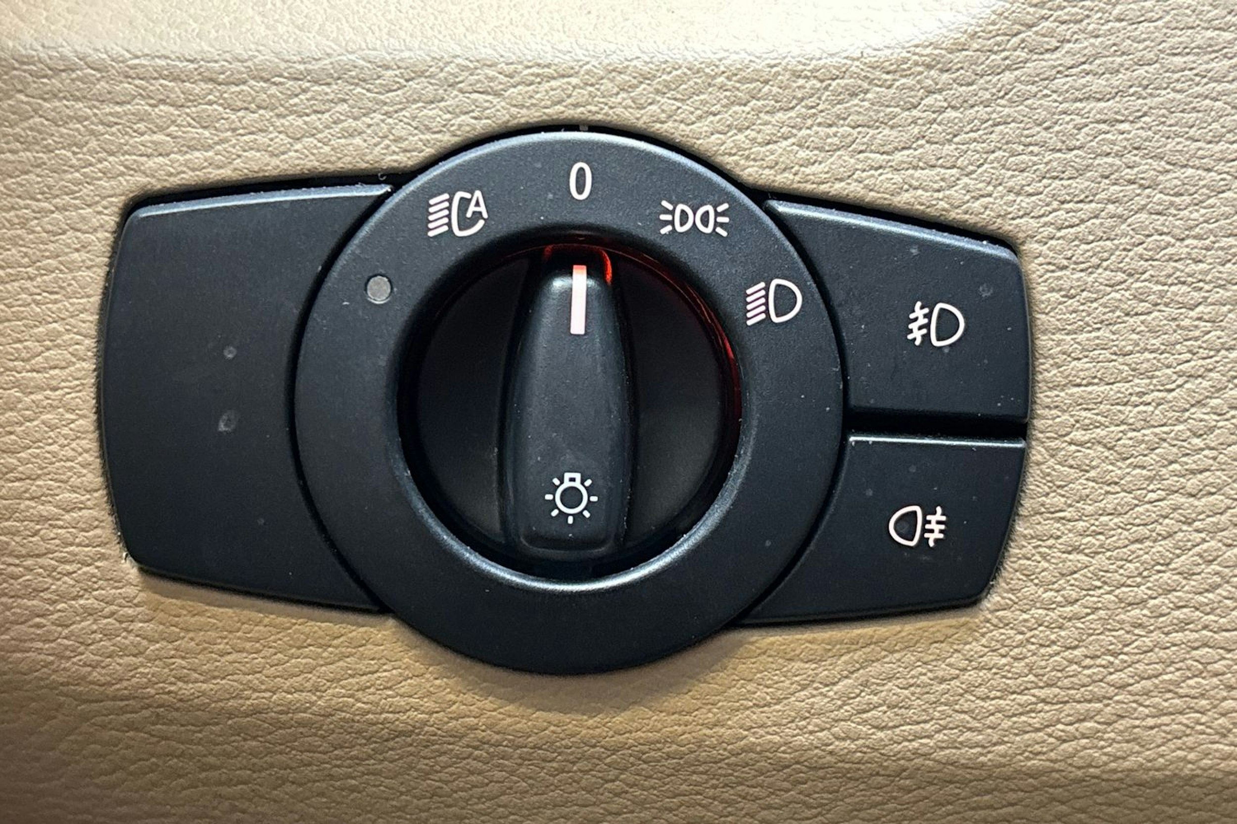 musta BMW X1 2009 kuva 18.