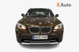 sininen BMW X1 2009 kuva 5.