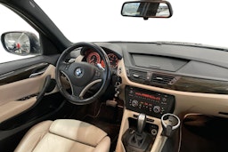 sininen BMW X1 2009 kuva 9.