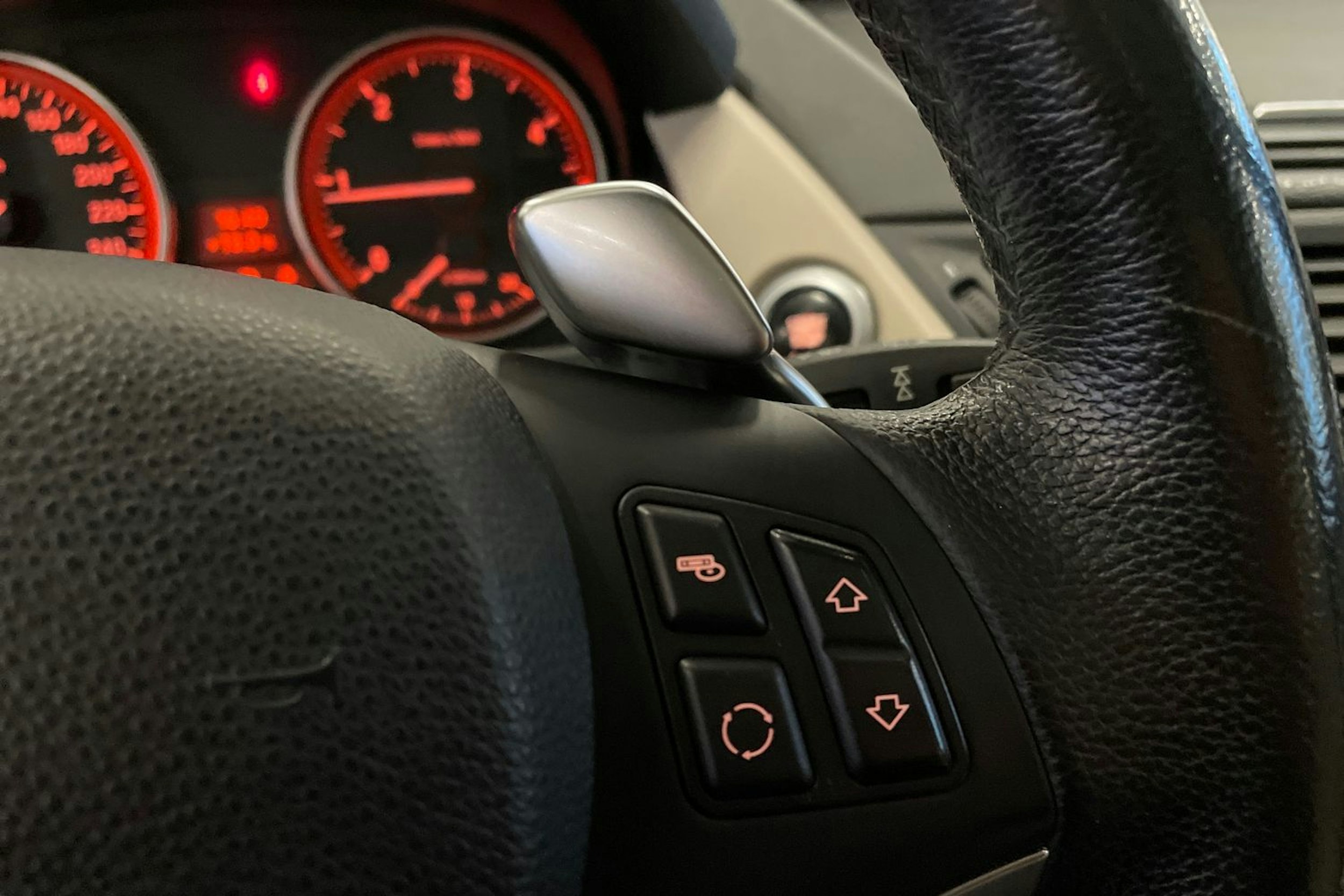 sininen BMW X1 2009 kuva 18.