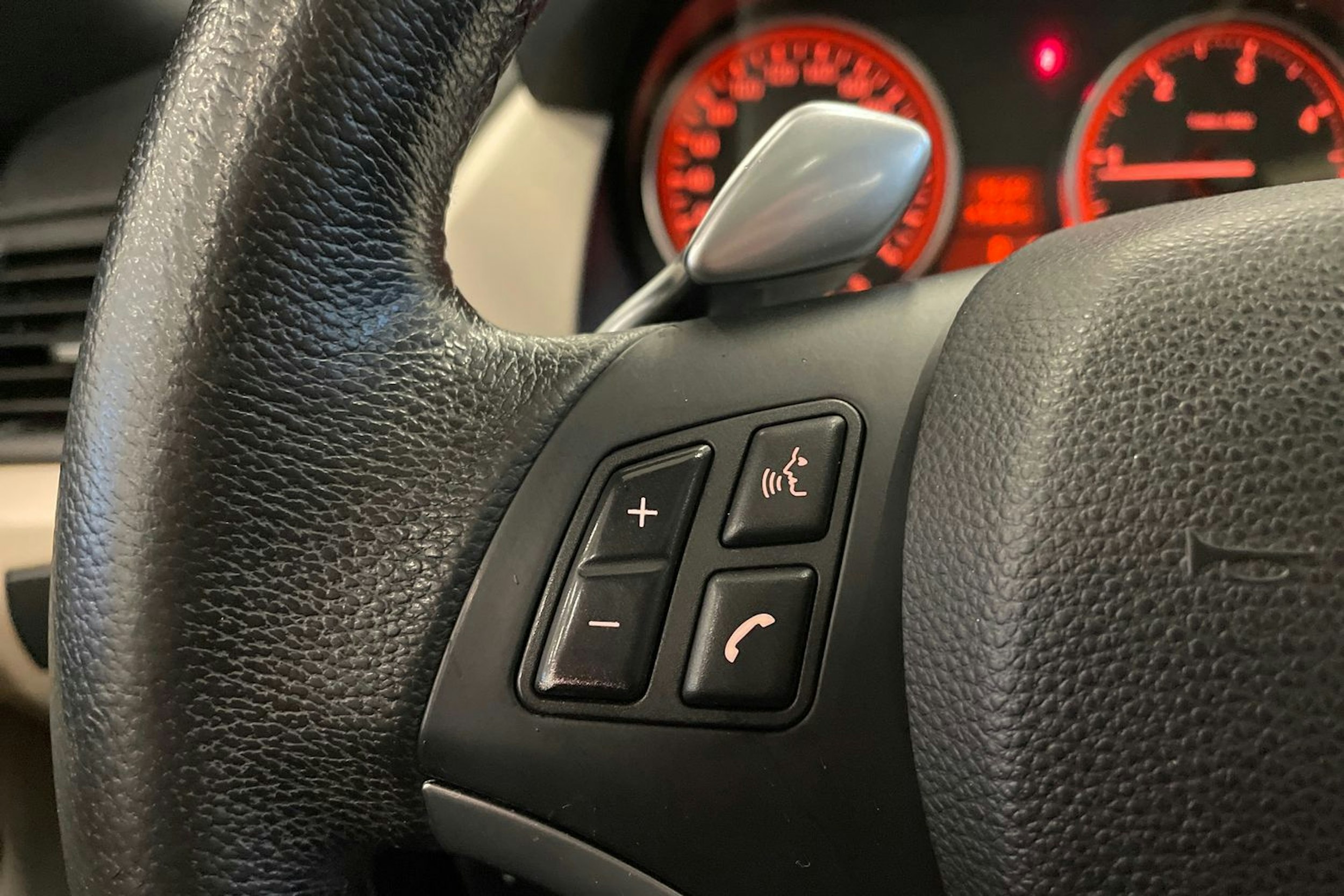 sininen BMW X1 2009 kuva 19.