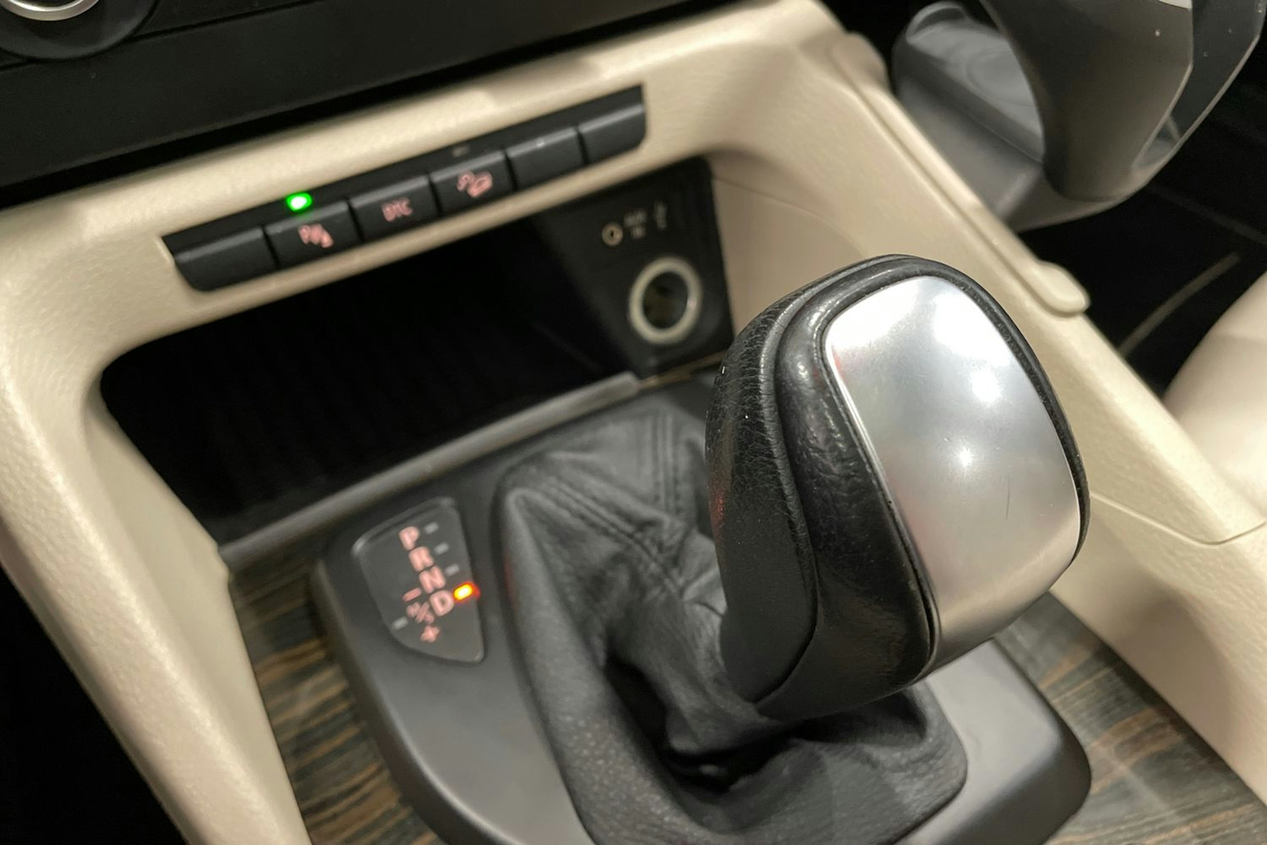 sininen BMW X1 2009 kuva 24.