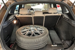 sininen BMW X1 2009 kuva 26.