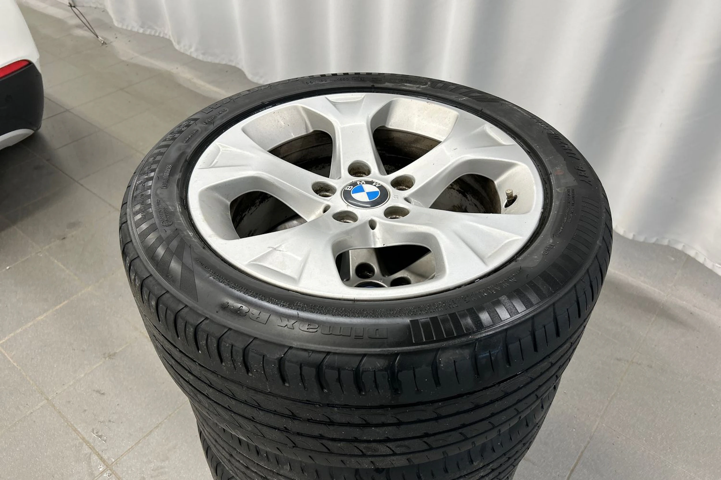 valkoinen BMW X1 2010 kuva 16.