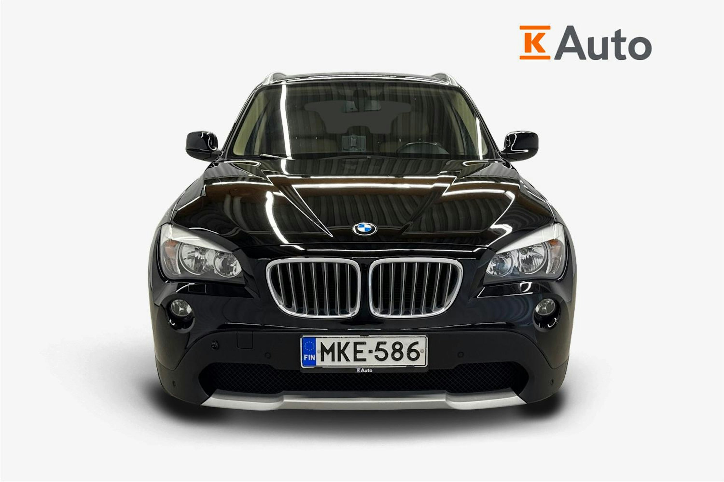 musta BMW X1 2010 kuva 5.
