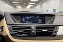 ruskea (beige) BMW X1 2010 kuva 16.