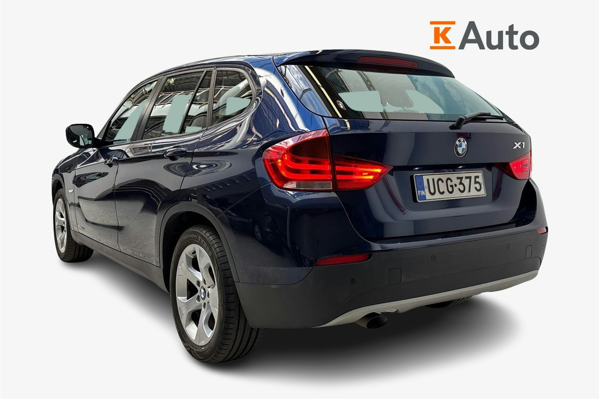 sininen BMW X1 2010 kuva 2.