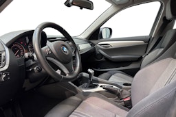 sininen BMW X1 2010 kuva 7.