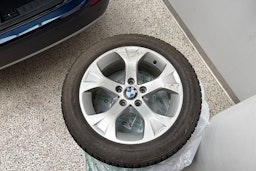 sininen BMW X1 2010 kuva 15.