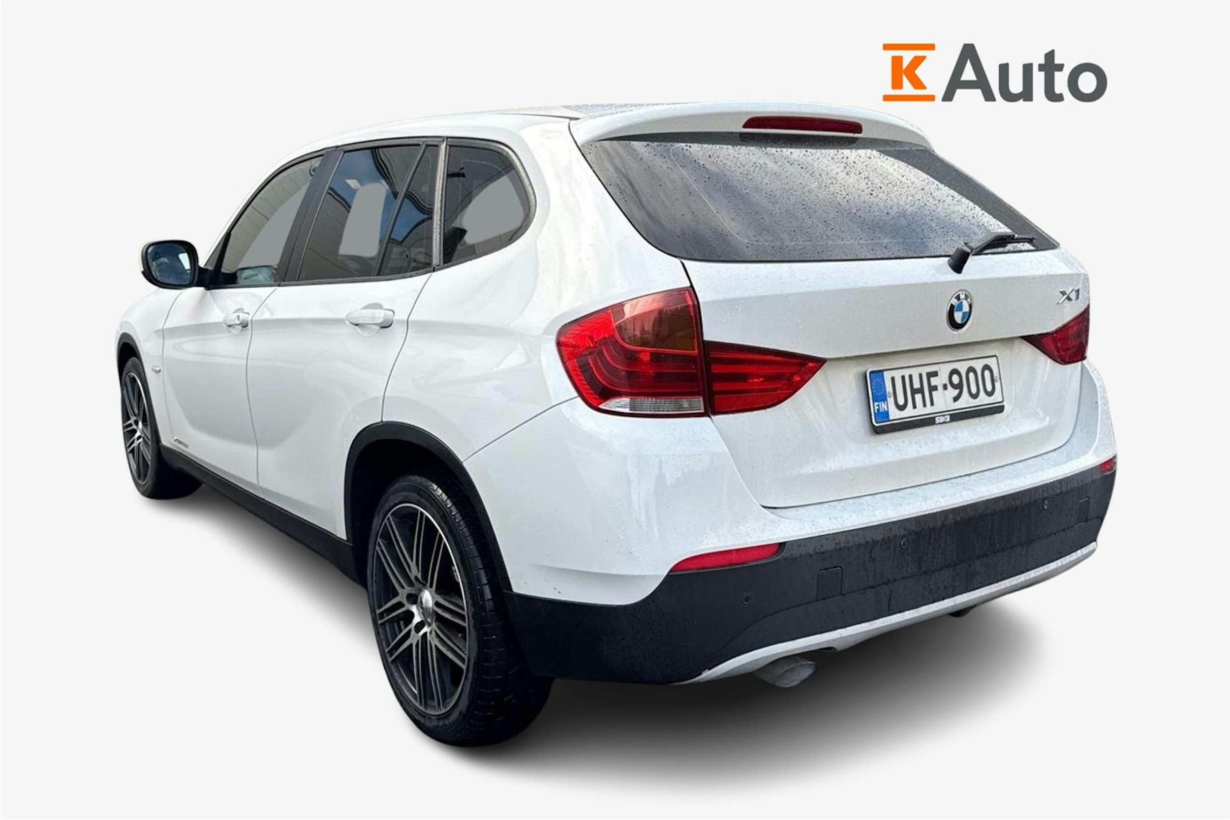 valkoinen BMW X1 2010 kuva 2.