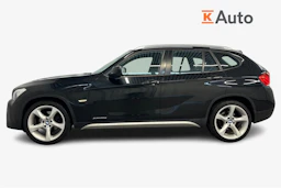 musta BMW X1 2010 kuva 5.