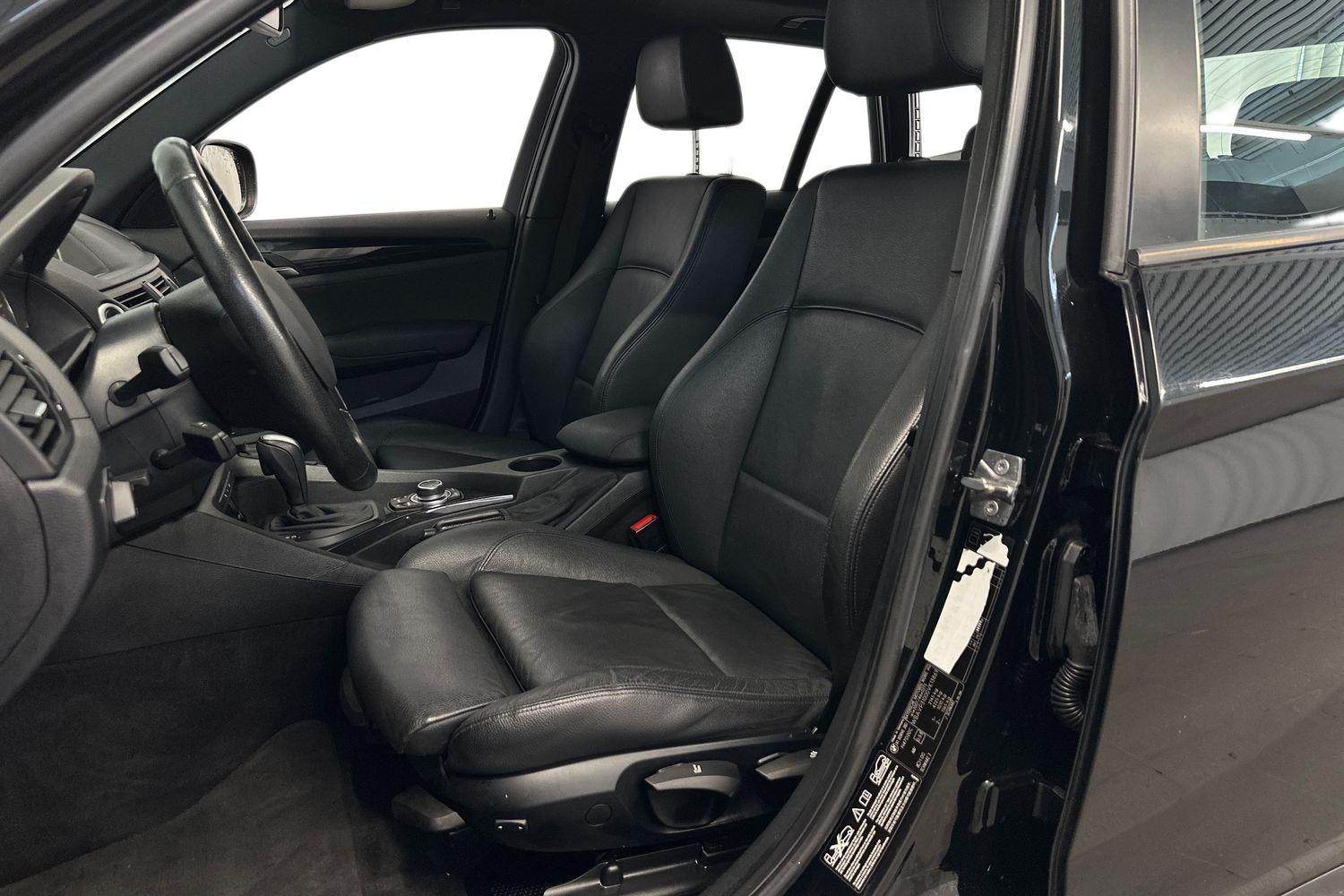 BMW X1 A E84 SAV Business 2010, photo 7/29