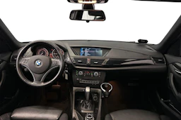 musta BMW X1 2010 kuva 9.