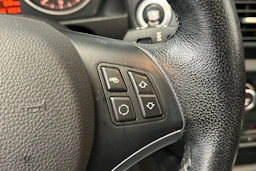 musta BMW X1 2010 kuva 17.