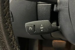 musta BMW X1 2010 kuva 18.