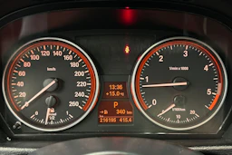 musta BMW X1 2010 kuva 19.