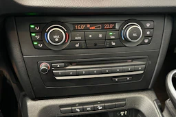 musta BMW X1 2010 kuva 21.