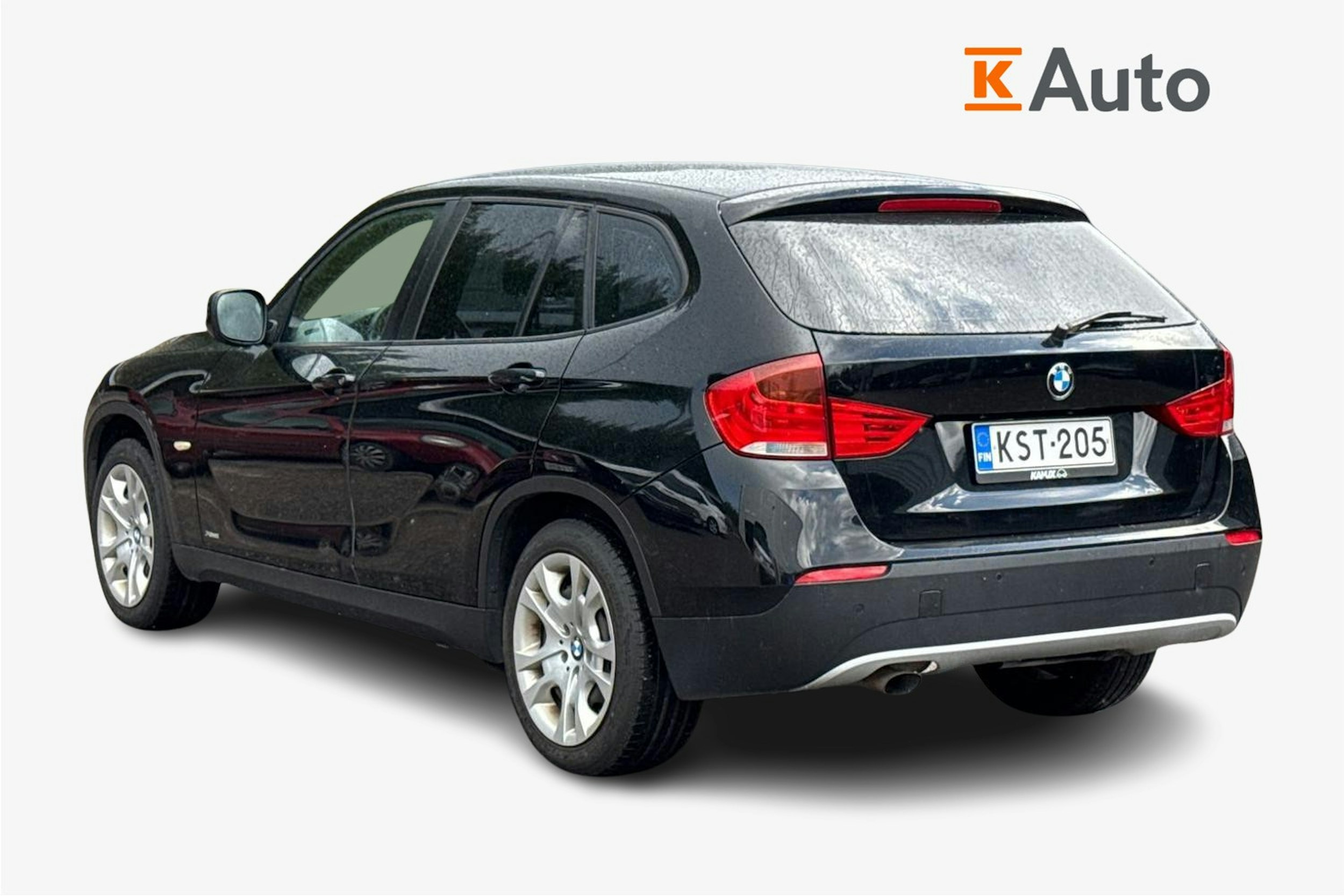 musta BMW X1 2011 kuva 2.