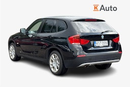 musta BMW X1 2011 kuva 2.