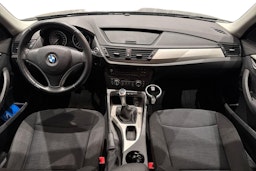 musta BMW X1 2011 kuva 9.