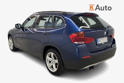 sininen BMW X1 2011 kuva 2.