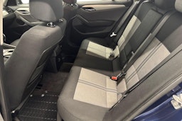 sininen BMW X1 2011 kuva 10.