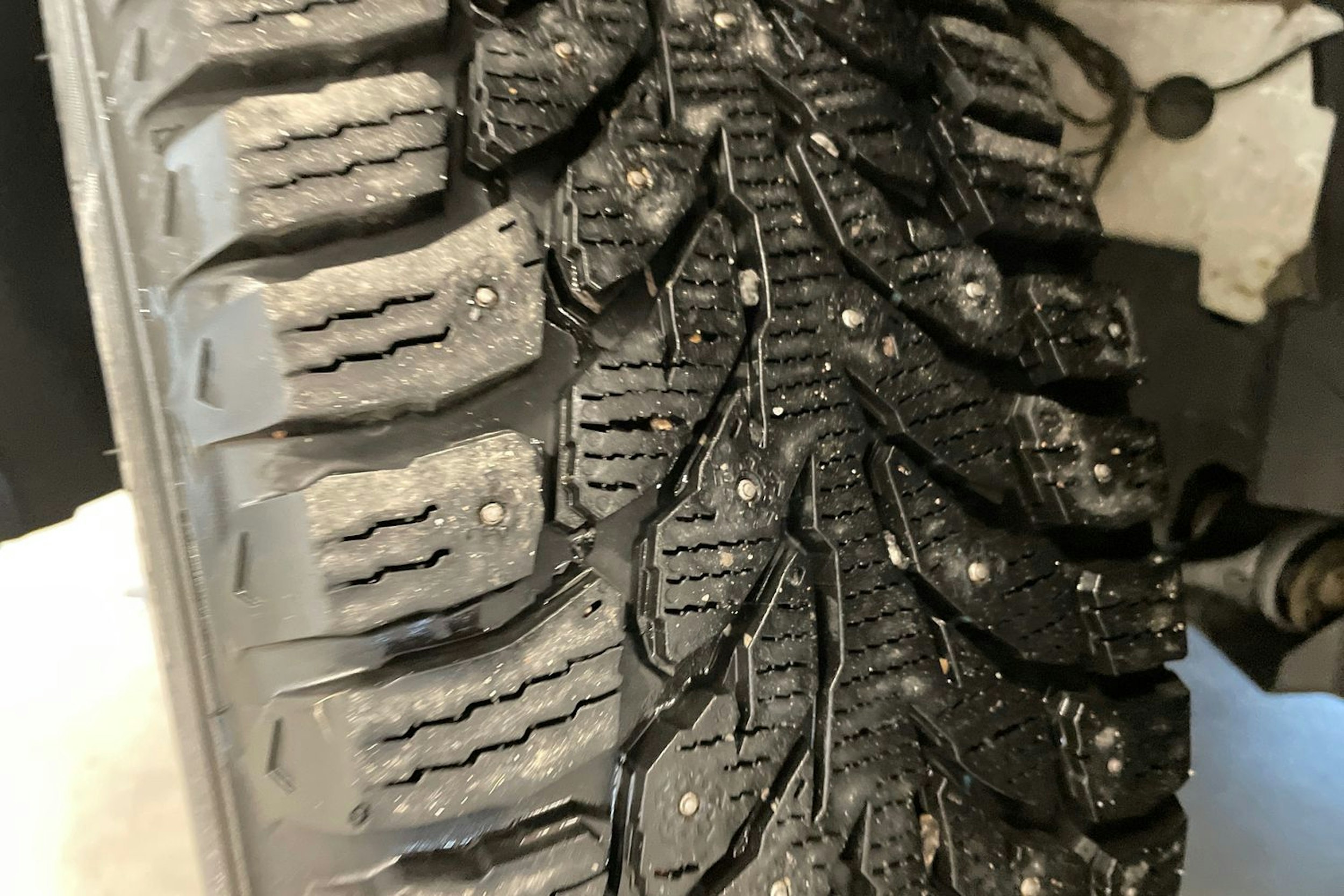 valkoinen BMW X1 2012 kuva 13.