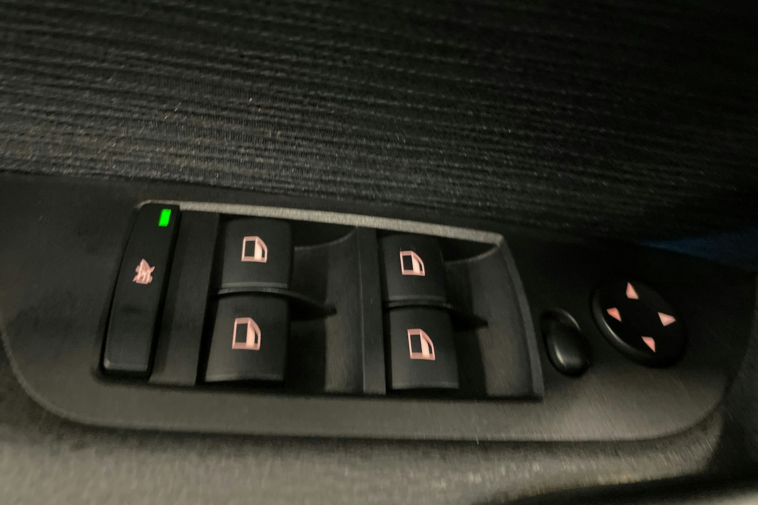 valkoinen BMW X1 2012 kuva 24.