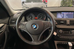 valkoinen BMW X1 2012 kuva 11.