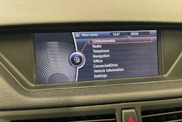 valkoinen BMW X1 2012 kuva 13.