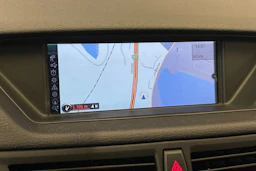 valkoinen BMW X1 2012 kuva 16.
