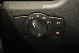 valkoinen BMW X1 2012 kuva 18.