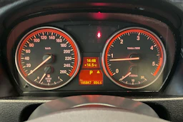 valkoinen BMW X1 2012 kuva 19.