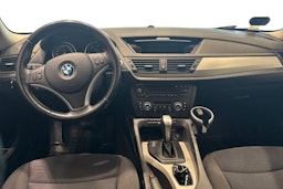 Musta BMW X1 2012 kuva 9.
