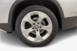 Harmaa BMW X1 2012 kuva 11.