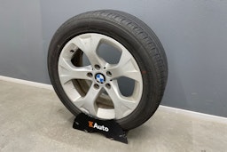 Harmaa BMW X1 2012 kuva 14.