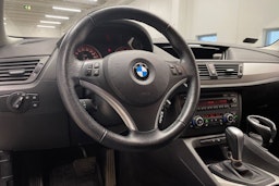 Harmaa BMW X1 2012 kuva 21.