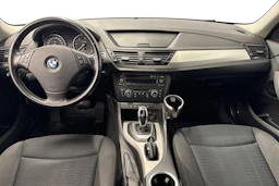 valkoinen BMW X1 2012 kuva 7.