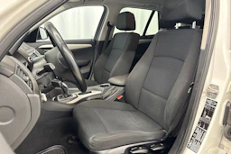 valkoinen BMW X1 2012 kuva 13.