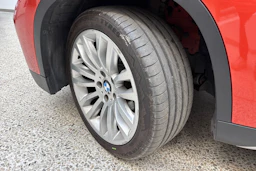 oranssi BMW X1 2012 kuva 10.